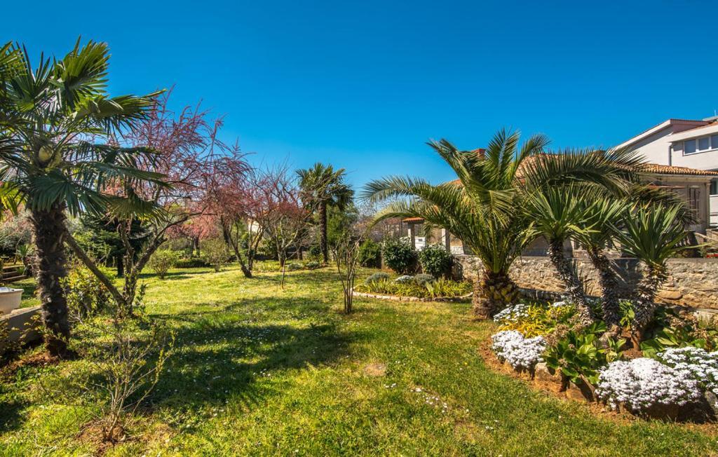Holiday House Serenity Malinska Luaran gambar